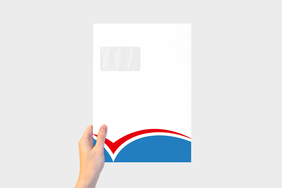 Individuell bedruckter Briefumschlag im Format C4 für Versand von Dokumenten