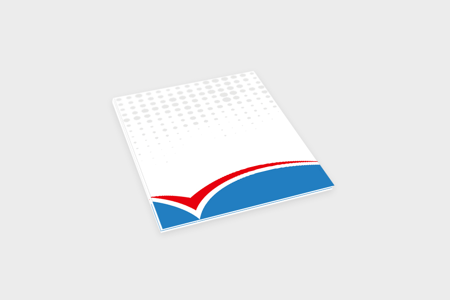 Loseblattsammlung im Hochformat auf einem Stapel