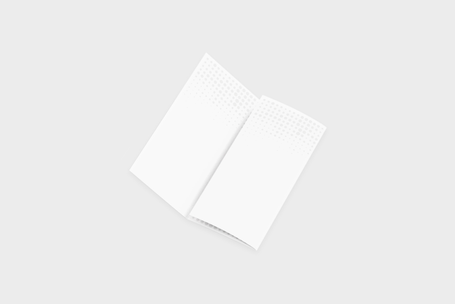 Wickelfalz-Flyer halb geöffnet – Zwischenansicht mit teilweise sichtbaren Innenseiten